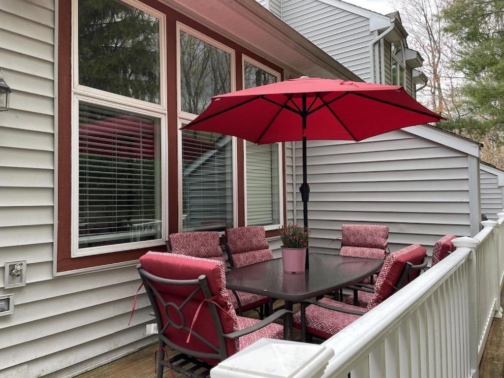 Beautiful Lake Harmony Townhouse At Big Boulder Lake And Ski Area Luaran gambar