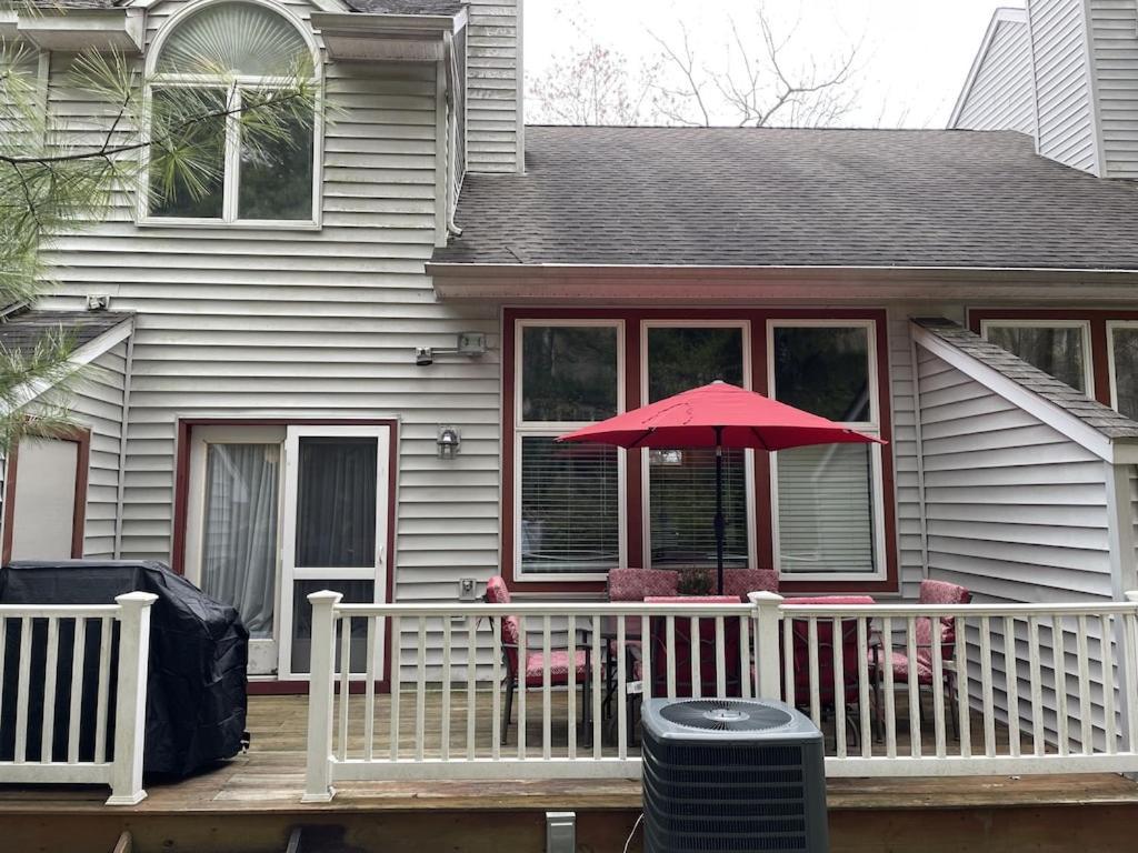 Beautiful Lake Harmony Townhouse At Big Boulder Lake And Ski Area Luaran gambar