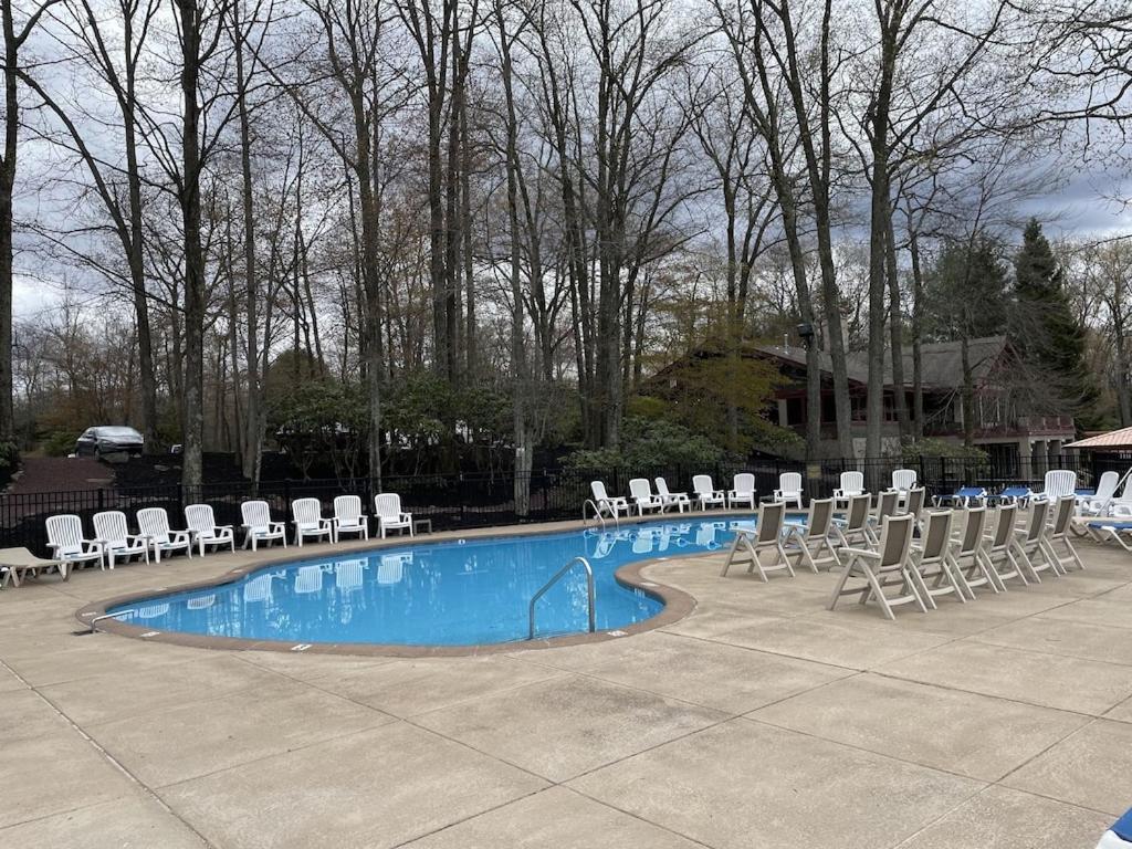 Beautiful Lake Harmony Townhouse At Big Boulder Lake And Ski Area Luaran gambar